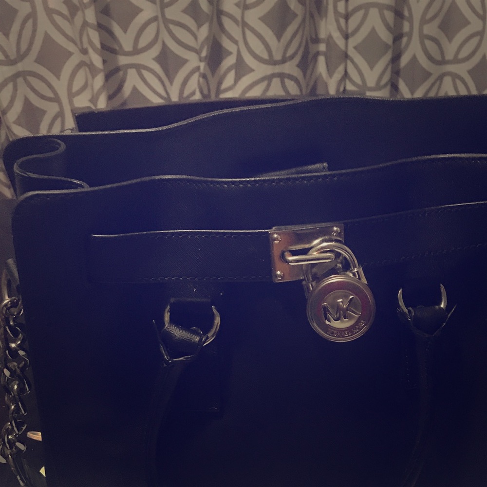 Black Michael Kors Hamilton Bag
