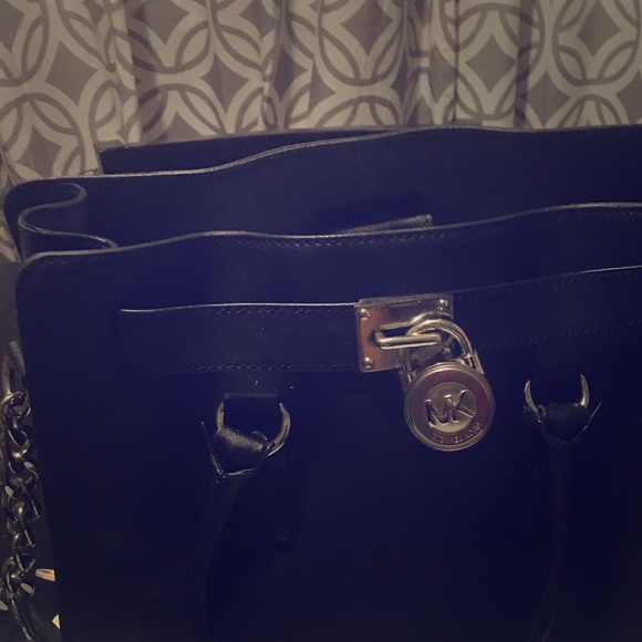 Black Michael Kors Hamilton Bag - Picture 1 of 8