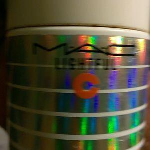 Meet your Posher, Reese