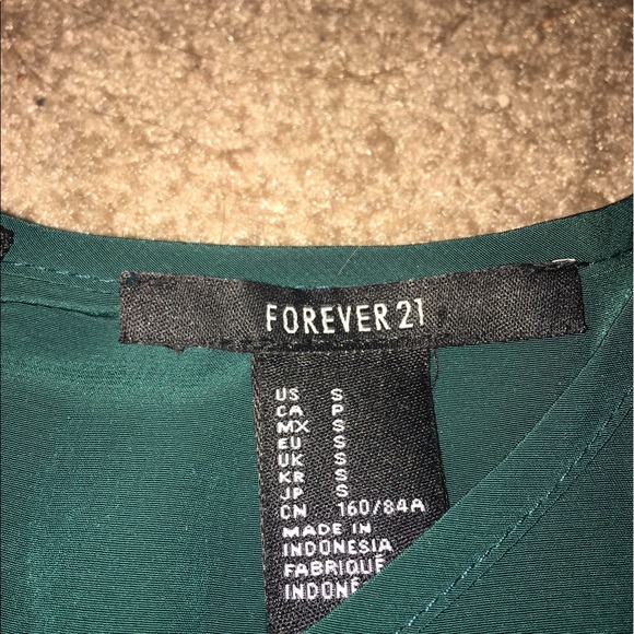 Top - Picture 2 of 2