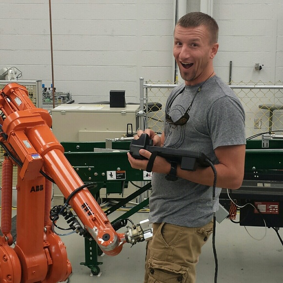 Meet your Posher, James - Picture 2 of 2