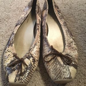 Jessica Simpson flats.