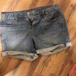 Blue jean shorts