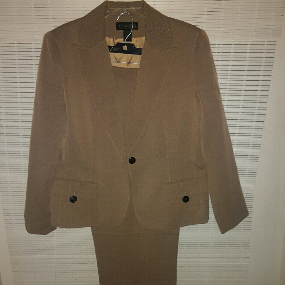 Women's suit