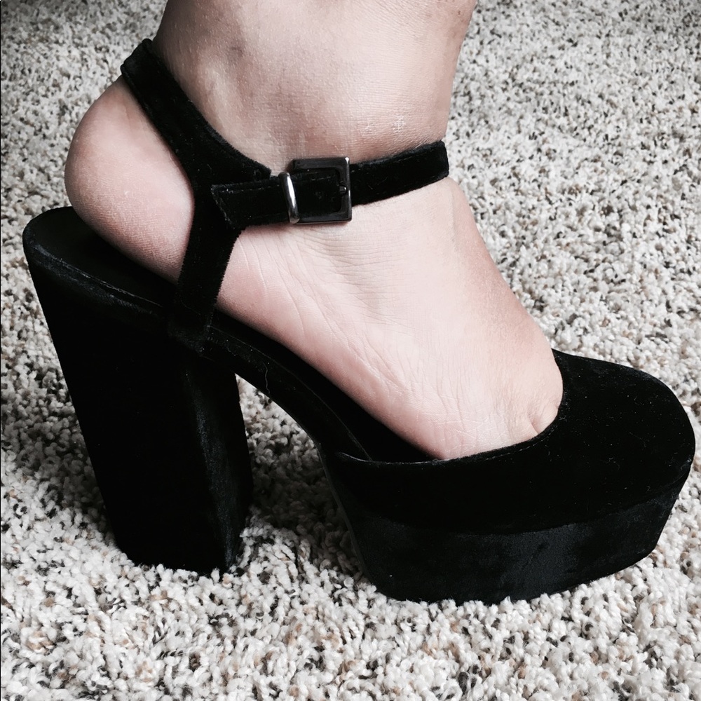 ASOS Black velvet platform shoes Size 10