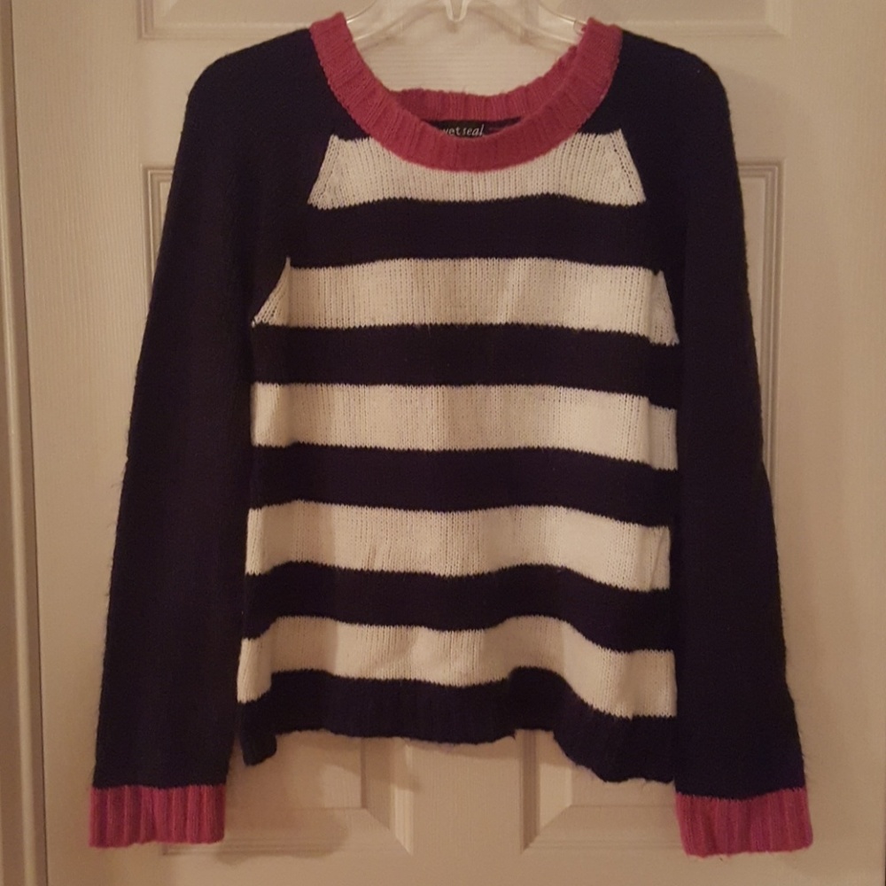 Wet Seal sweater