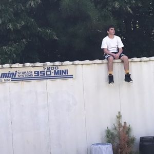 Meet your Posher, Logan