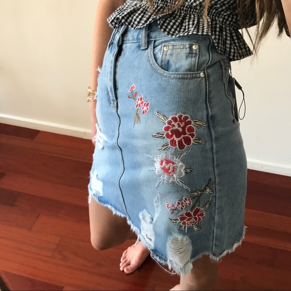 Cherry Blossom Distressed High Waist Denim Skirt - Picture 3 of 4
