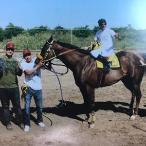 Meet your Posher, Alejandro