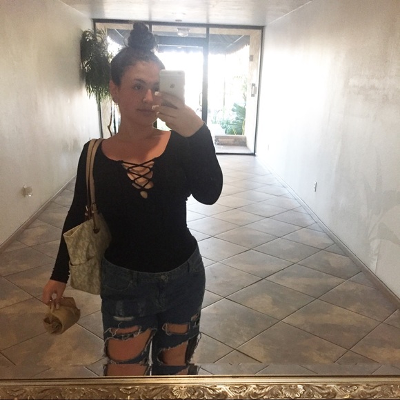 ABOUT MY CLOSET :) - Picture 3 of 3