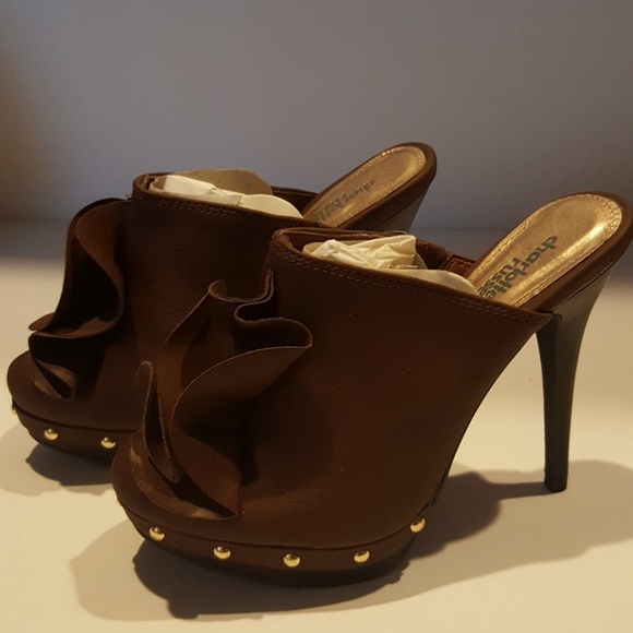 Clog style heels - Picture 3 of 4
