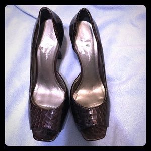 Jessica Simpson size 9 b