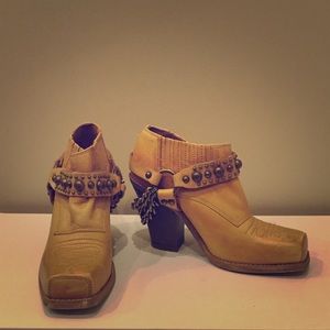 Jeffrey Campbell Heeled moto ankle bootie