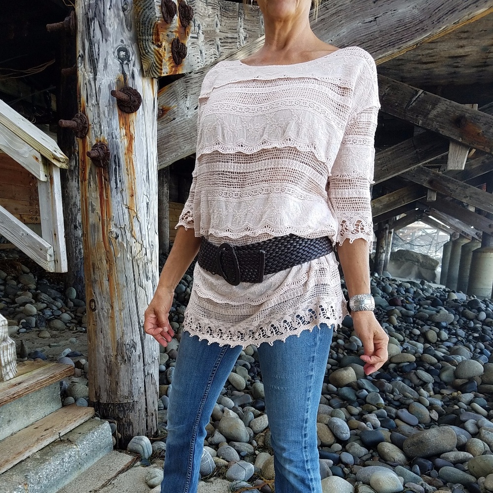 Tunic - Picture 7 of 7