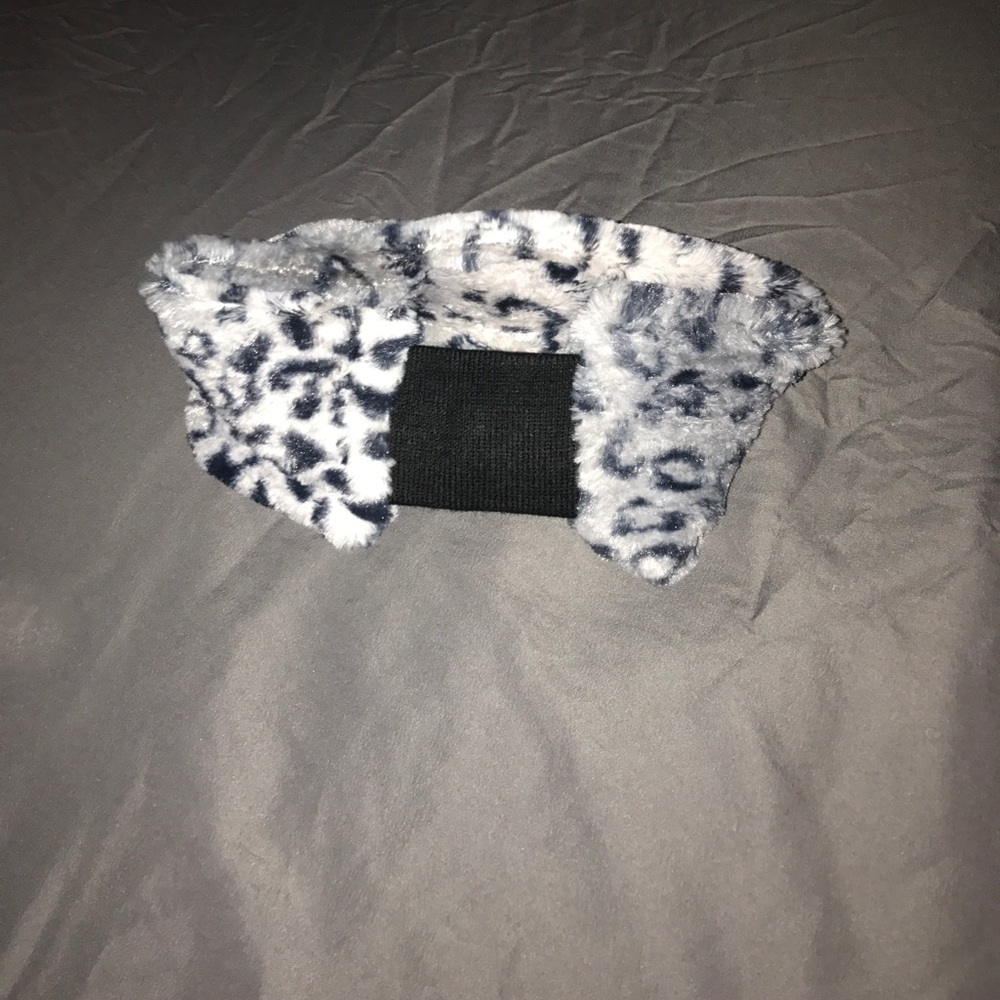 headband - Picture 2 of 3