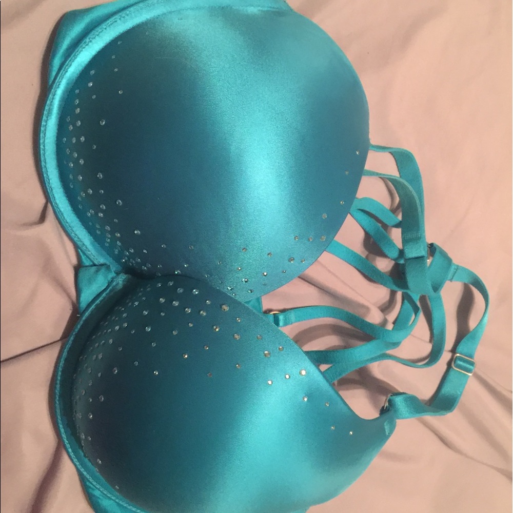 Diamond VS bombshell bra 32DDD