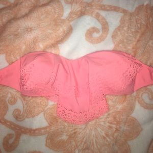 Bandeau flounce bikini top
