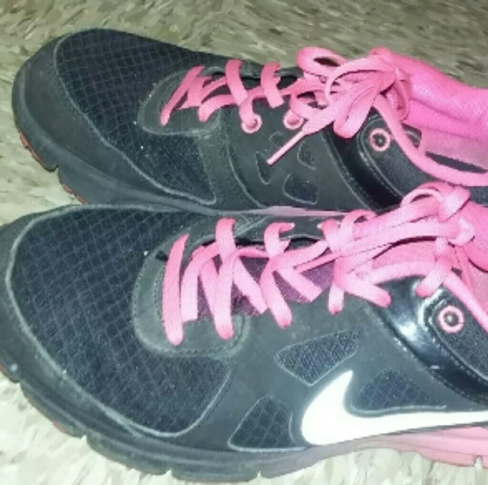 Nike shoes