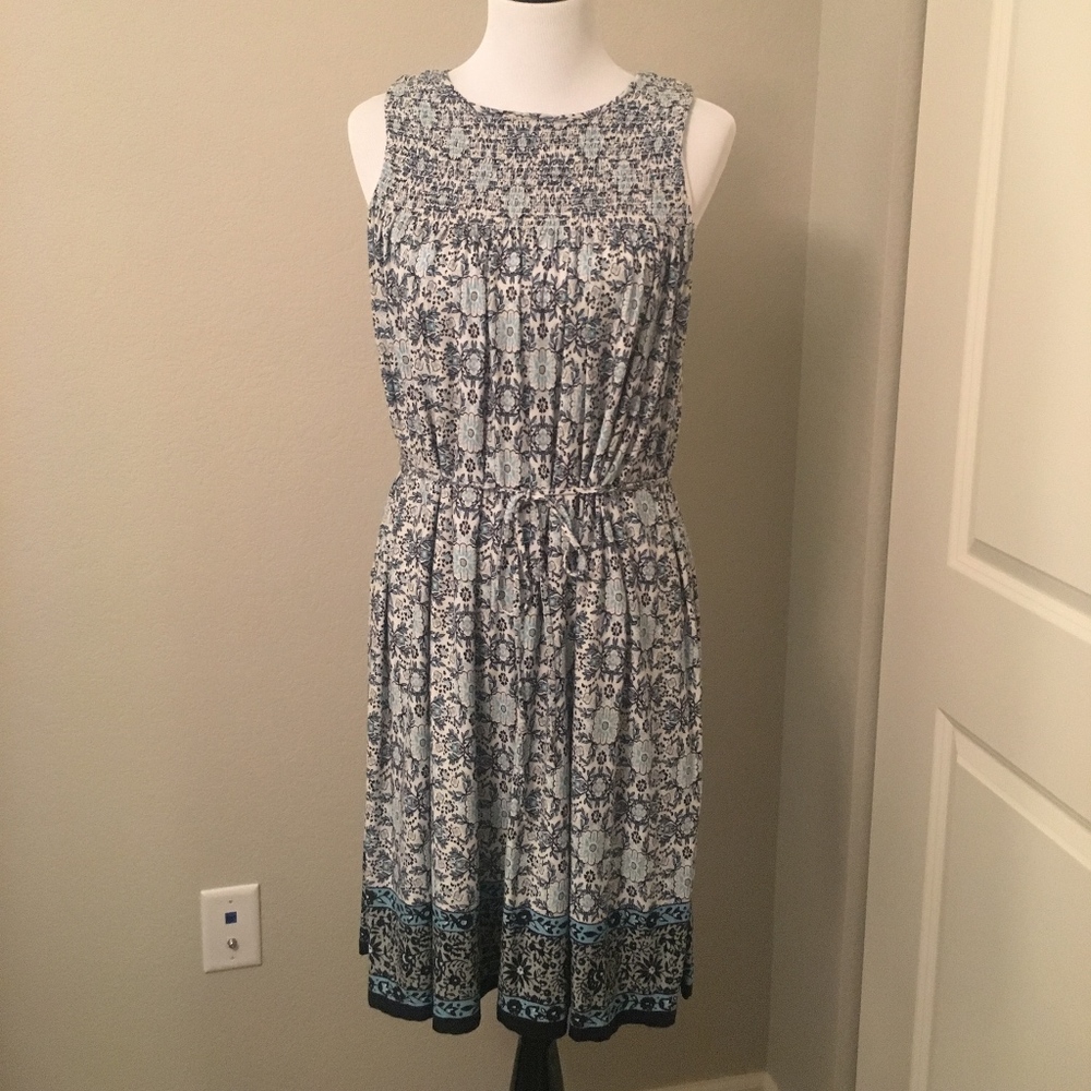 *lowest price*. LOFT smocked dress