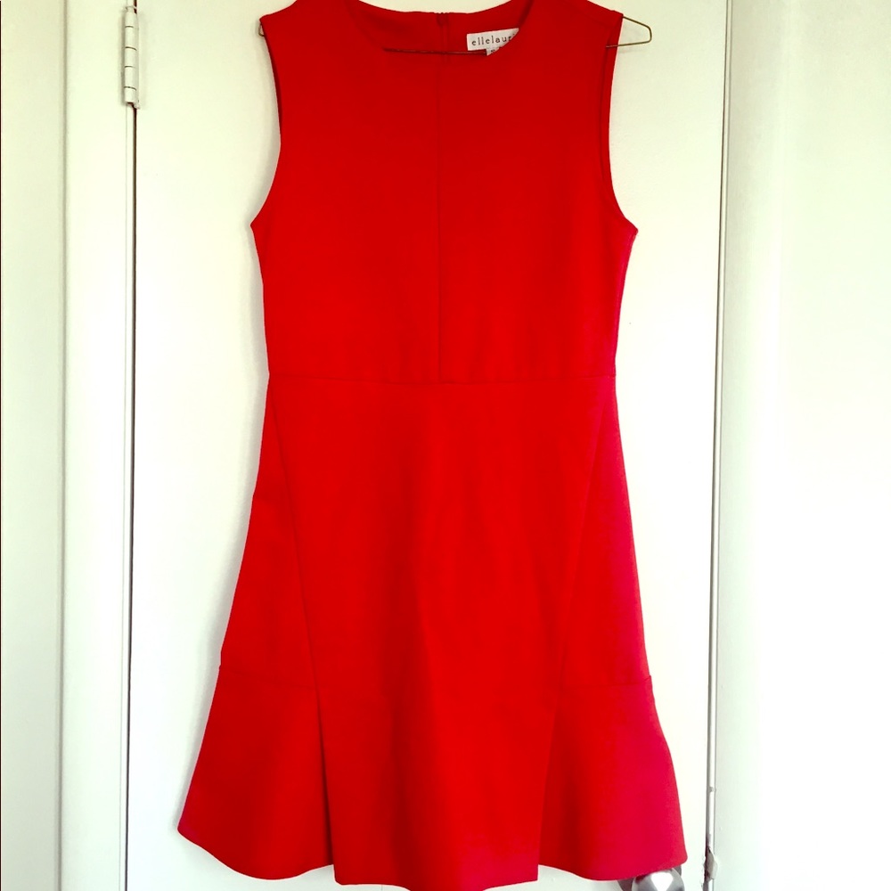 Red mini dress with cute ruffle!
