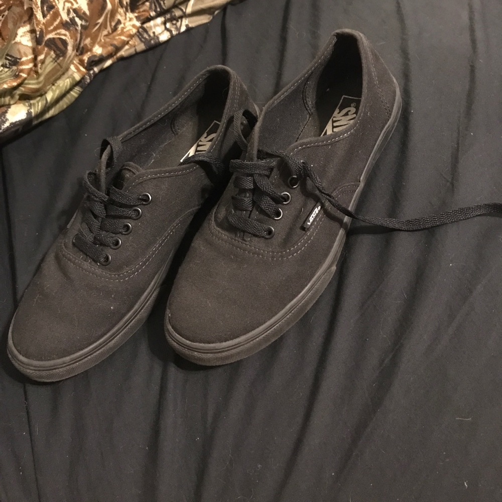 All black vans