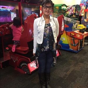 Meet your Posher, Arlene