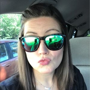 Meet your Posher, Diana