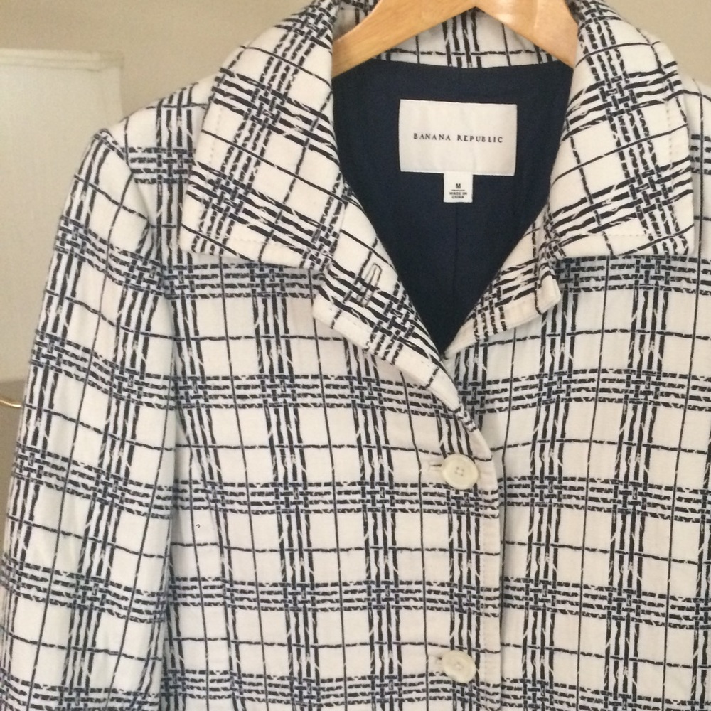 Short jacket