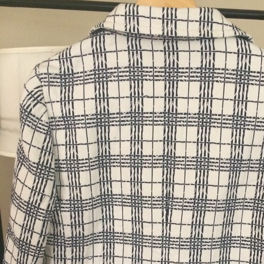 Short jacket - Picture 2 of 2