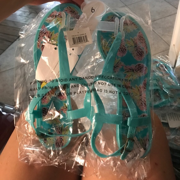 T-strap pineapple jelly sandals - Picture 2 of 4