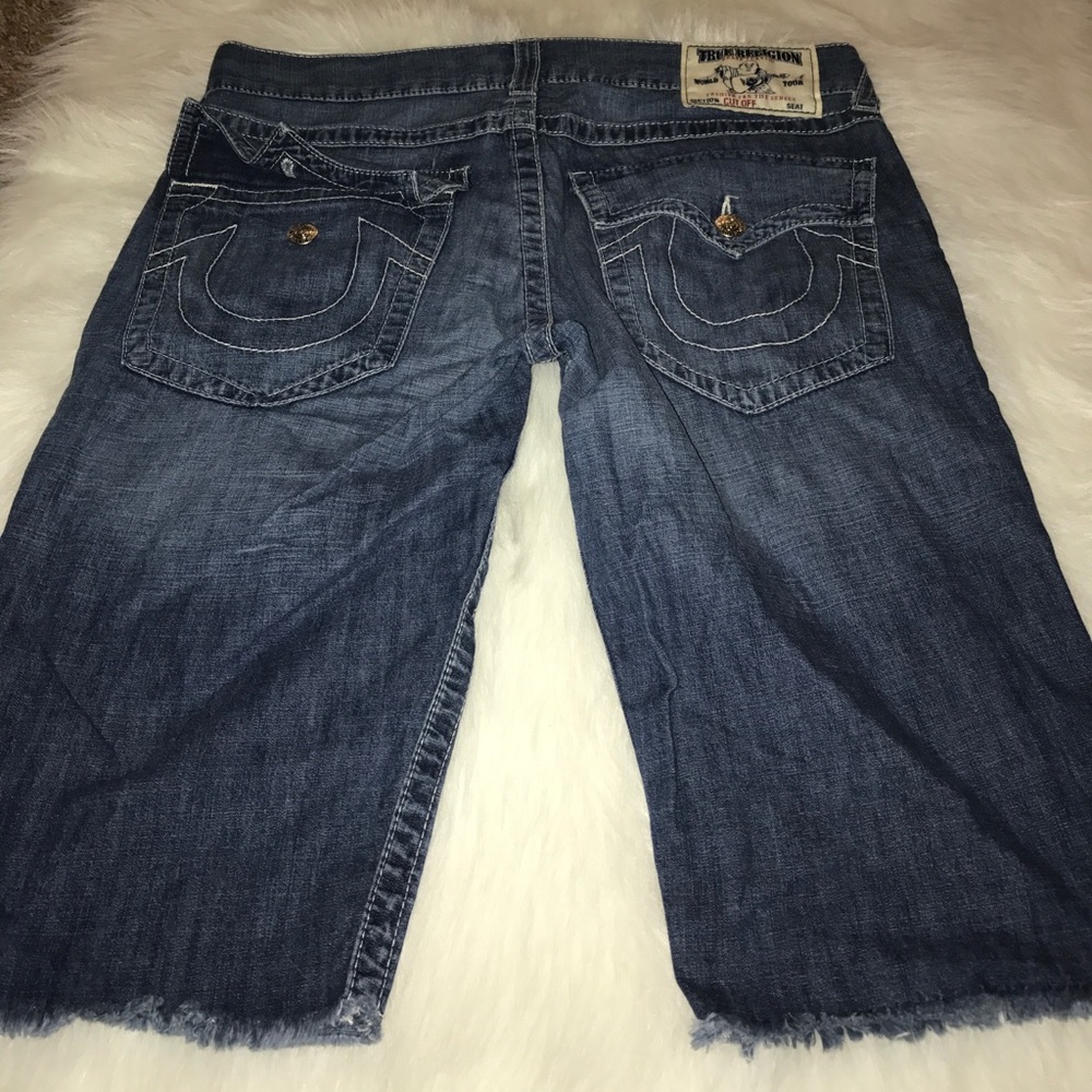 True religion men's cut off shorts size 34