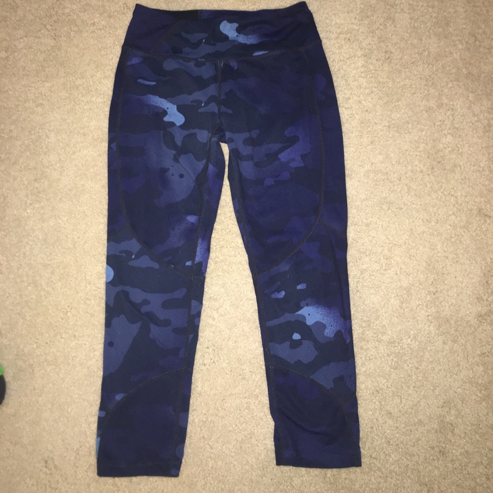 Oakley Blue Camo Gym Cropped Pants, Small