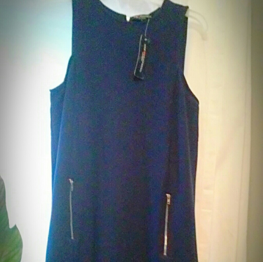 One ❤ Clothing dress w/zipper detail