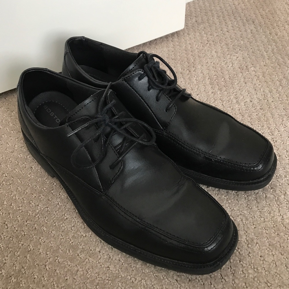 ♻️donated♻️ Bostonian Lite leather