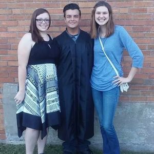 Meet your Posher, Carissa