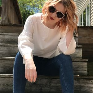 Meet your Posher, Mara