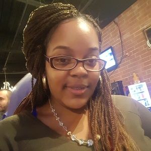 Meet your Posher, Quintoya