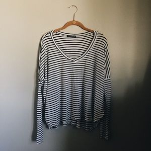 Brandy Melville Long Sleeve Top