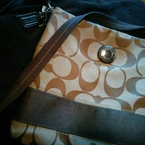 Coach Purse Designer Bag Cross body Signature
