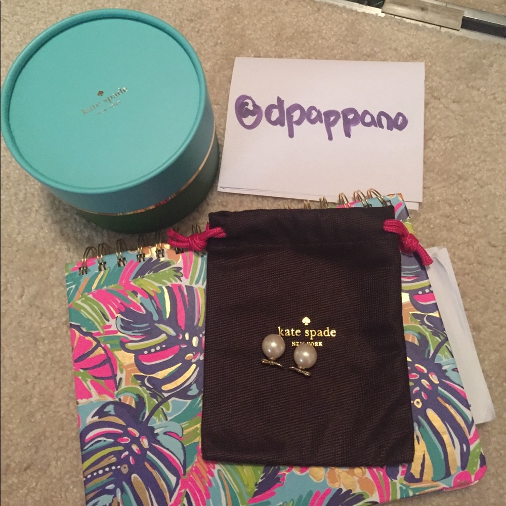 Kate Spade Pearl earrings