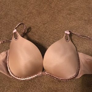 Victoria's Secret nude push up bra