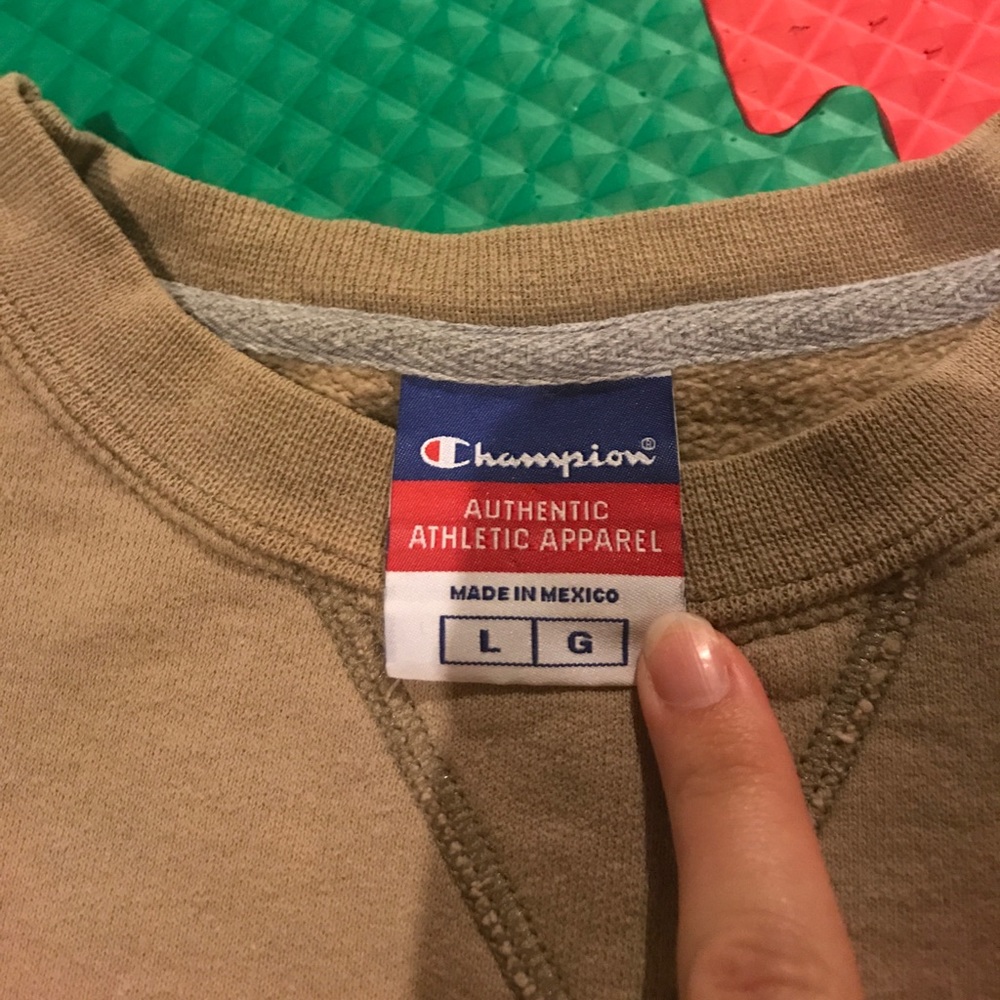 NUDE/Tan Champion Crewneck Sweatshirt Size L