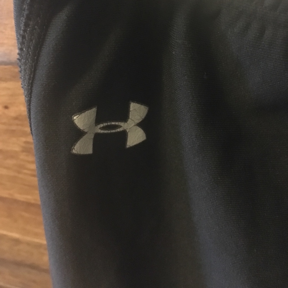 Under armor - Picture 2 of 4