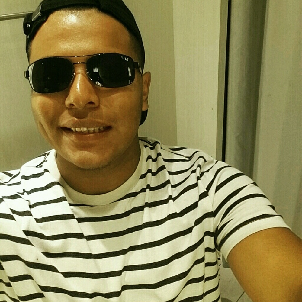 Meet your Posher, Josue