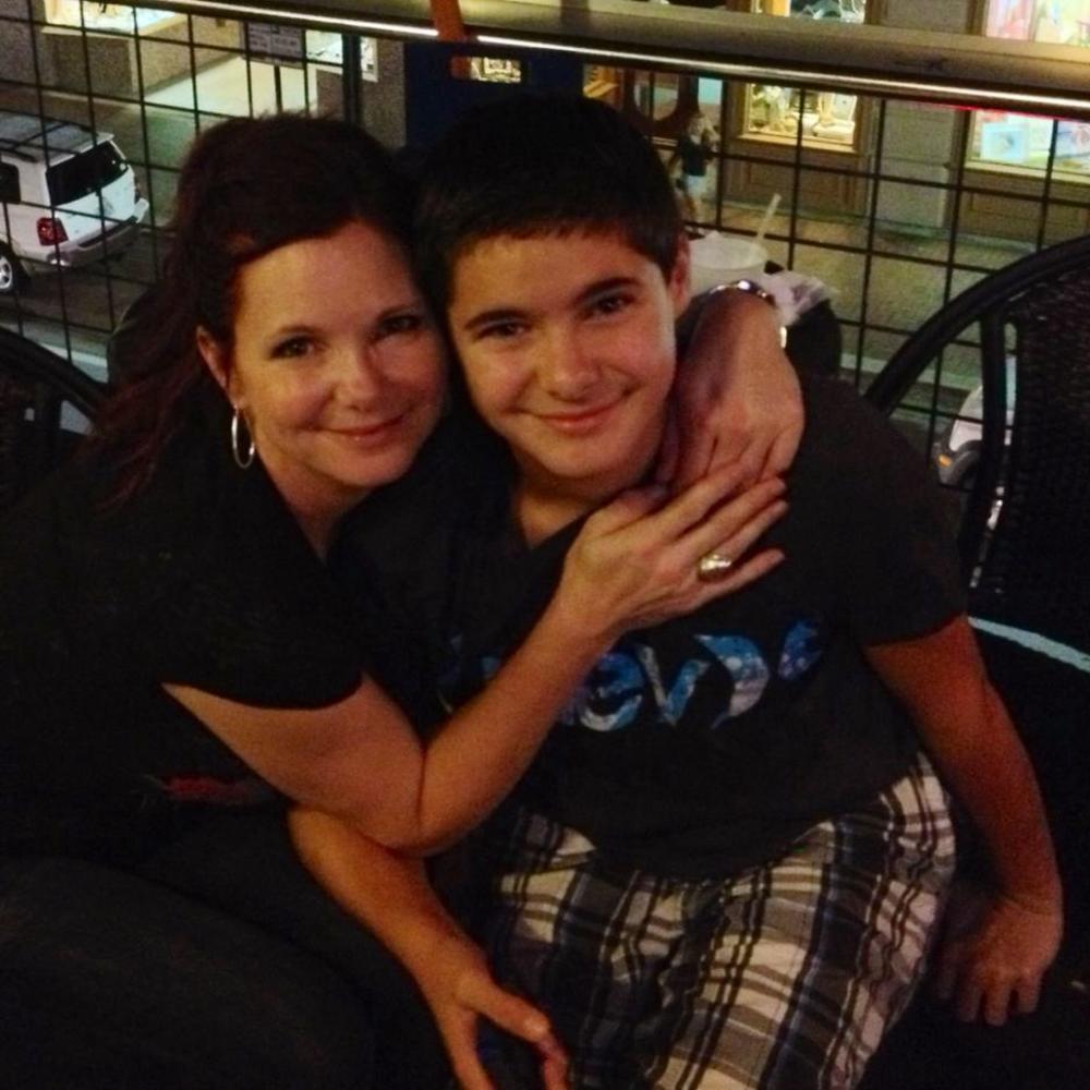 Meet your Posher, Dee