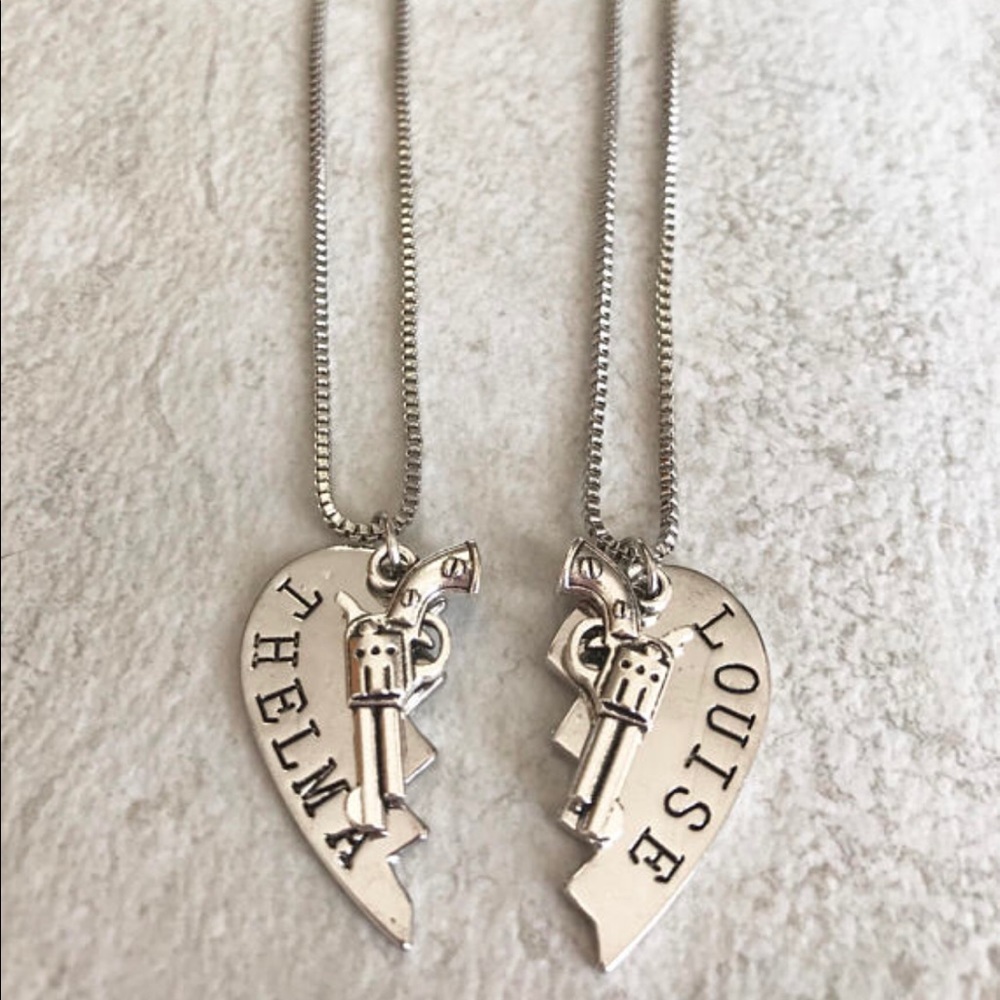 Thelma and Louise BFF necklace set