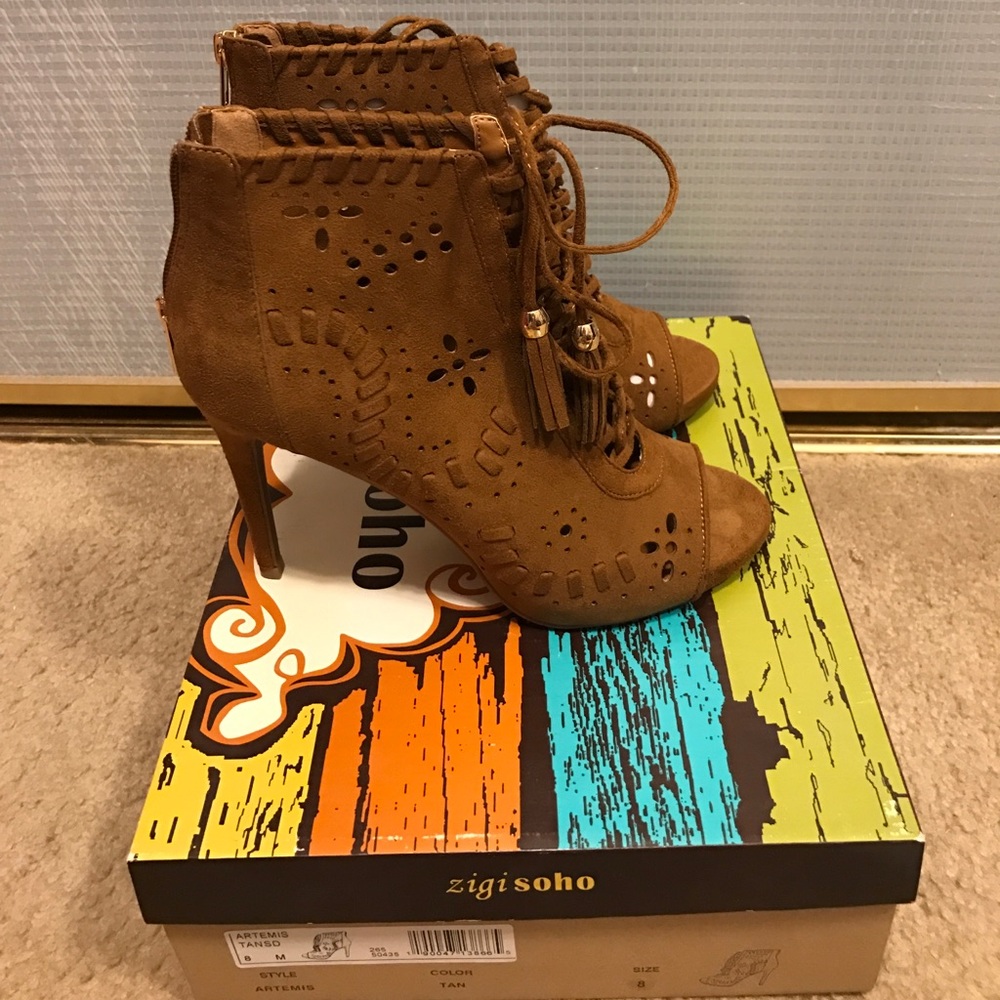 Zigi Soho lace up heels-brand new in box