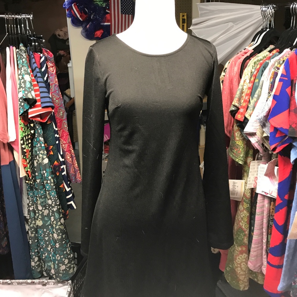 Straight black dress