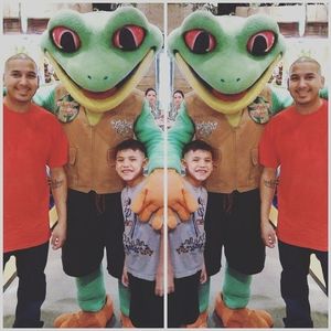 Meet your Posher, Ray