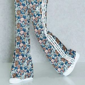 New with tags floral print adidas track pants!!